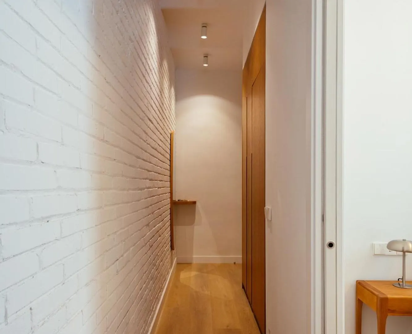 Newly Renovated Stylish Eixample - Great Location Apartamento Barcelona 0*,