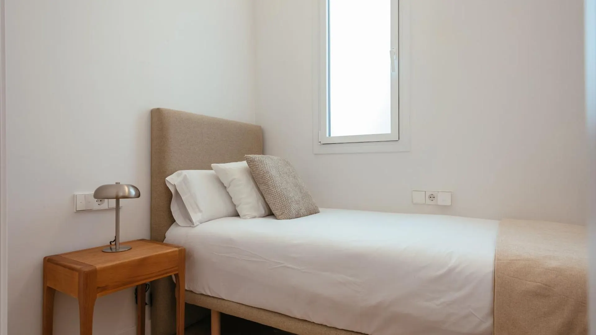 Newly Renovated Stylish Eixample - Great Location Apartamento Barcelona Espanha