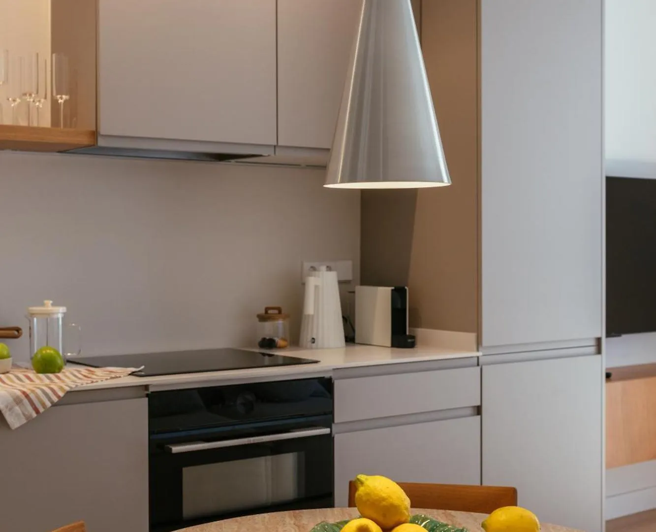 Newly Renovated Stylish Eixample - Great Location Apartment Barcelona