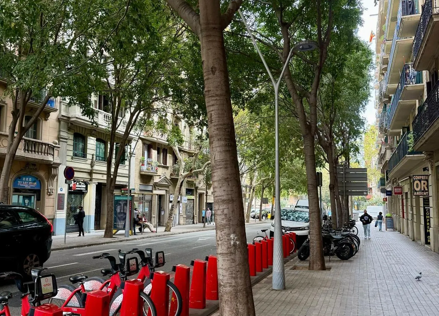 Apartament Newly Renovated Stylish Eixample - Great Location Barcelona