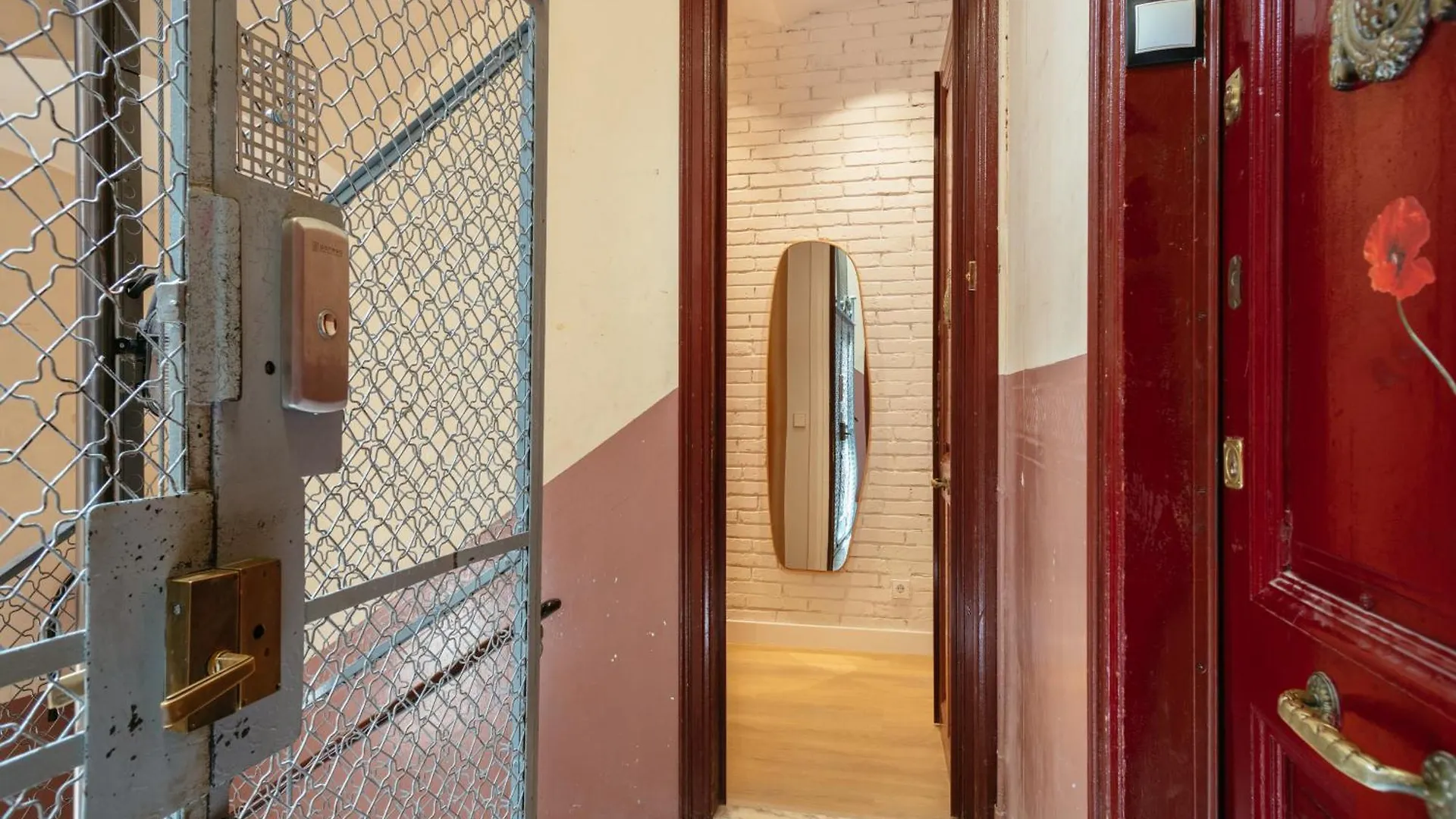 Apartament Newly Renovated Stylish Eixample - Great Location Barcelona